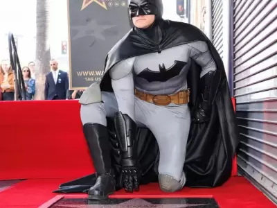 Batman recibe estrella en el Paseo de la Fama